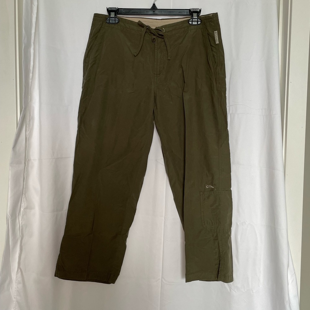 Columbia/ Women's  Olive Green Drawstring Capris Crop Pants​​​​​​​​​​​​
